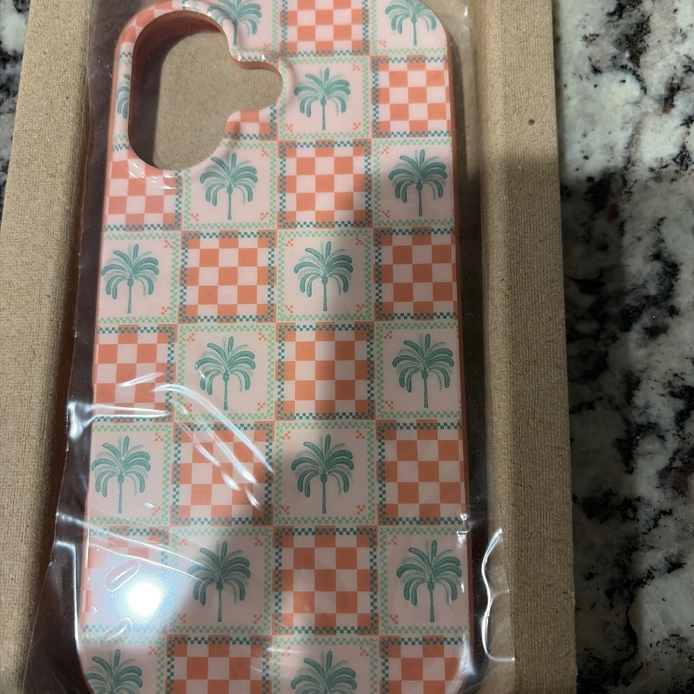Casely classic iPhone 17 protection case brand new